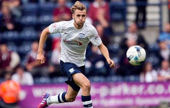 尼克斯后卫布伦森荣膺第三届NBA杯MVP奖项（尼克斯后卫布伦森当选第三届NBA杯MVP）