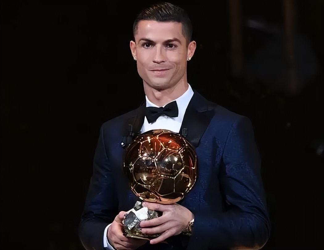 埃贝尔：戴维斯复出值得庆祝，格纳布里续约进展非常顺利